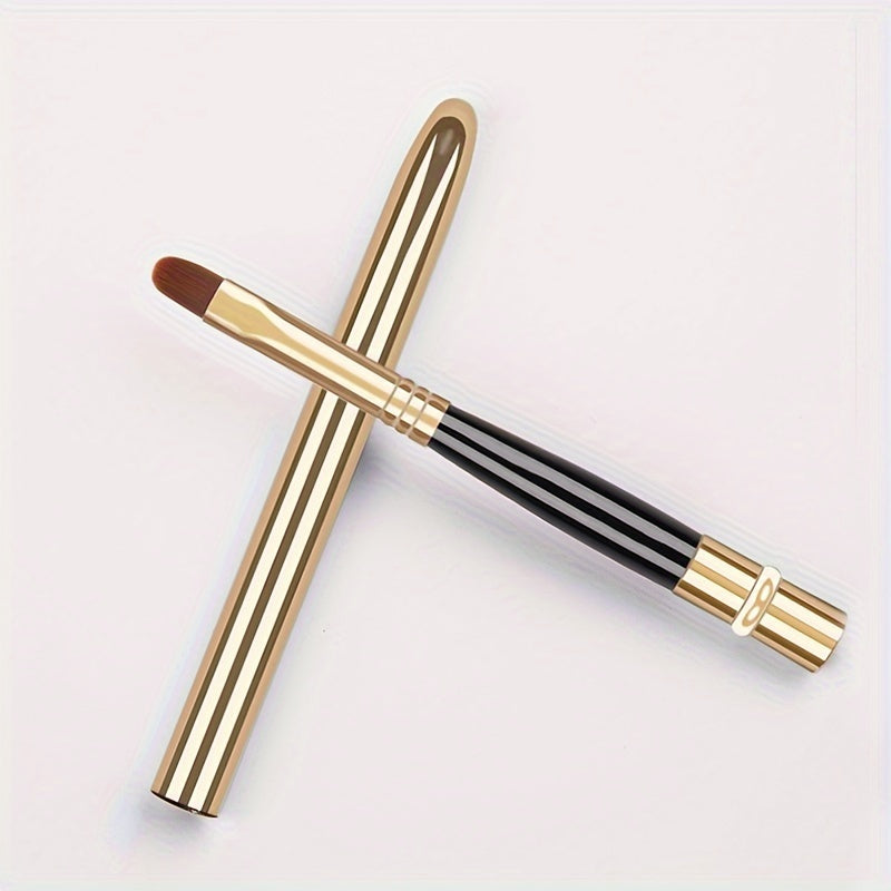 Travel Lip Brush with Lid
