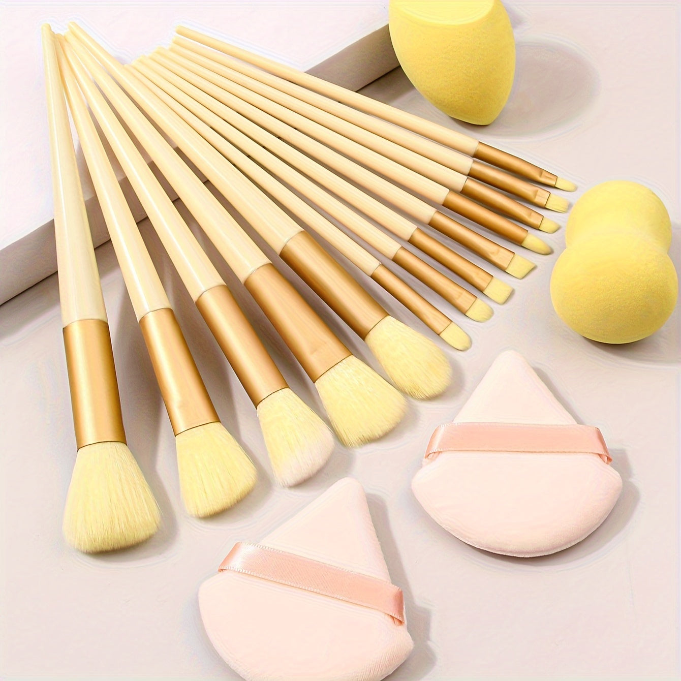 Sakura Soft Makeup Brush Set